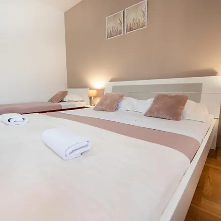 Penthouse Lux Mareta Apartment Bibinje