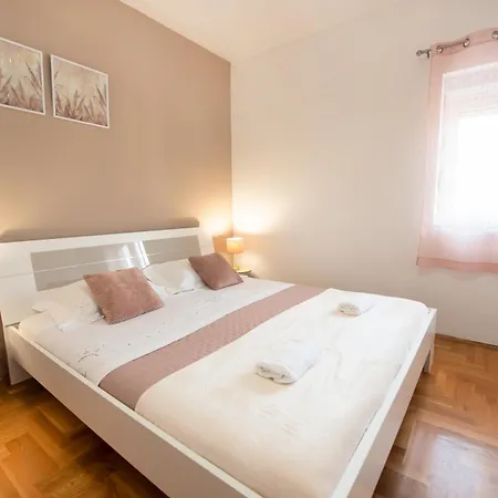 Penthouse Lux Mareta Apartment Bibinje