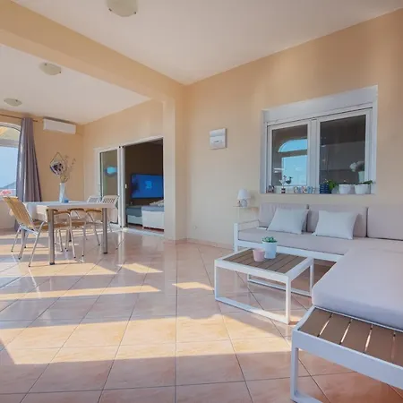 Penthouse Lux Mareta Bibinje